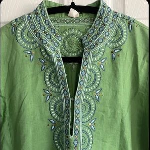 J. Crew green embroidered tunic shirt 

Side vents at hem line

Linen